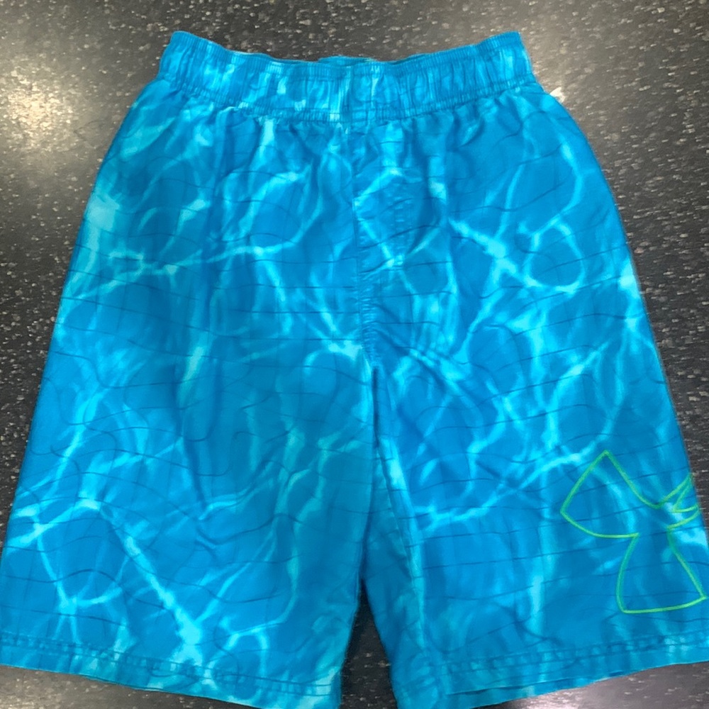Boy’s Under Armour Swimsuit Size Youth Medium